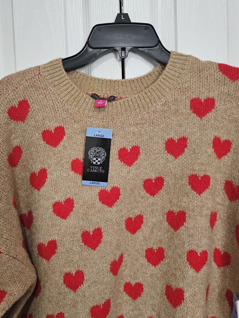 NWT Vince Camuto Heart Print Sweater Women’s Large Camel Red Hearts Crew Neck Kn - Picture 4 of 11
